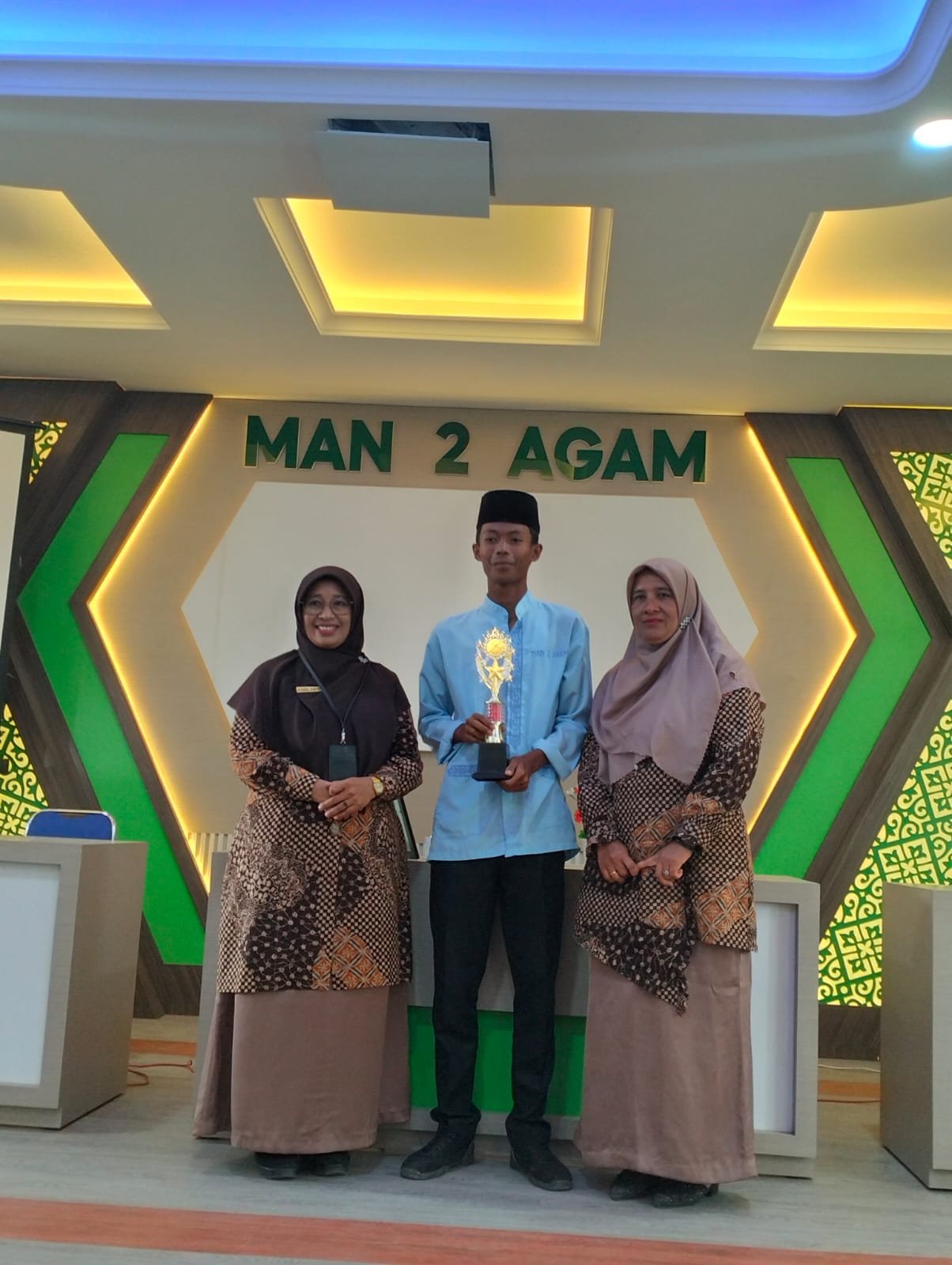 Kabar Gembira! Siswa MAN 2 Agam Borong Medali ISC Tingkat Sumbar Mata Pelajaran Ekonomi